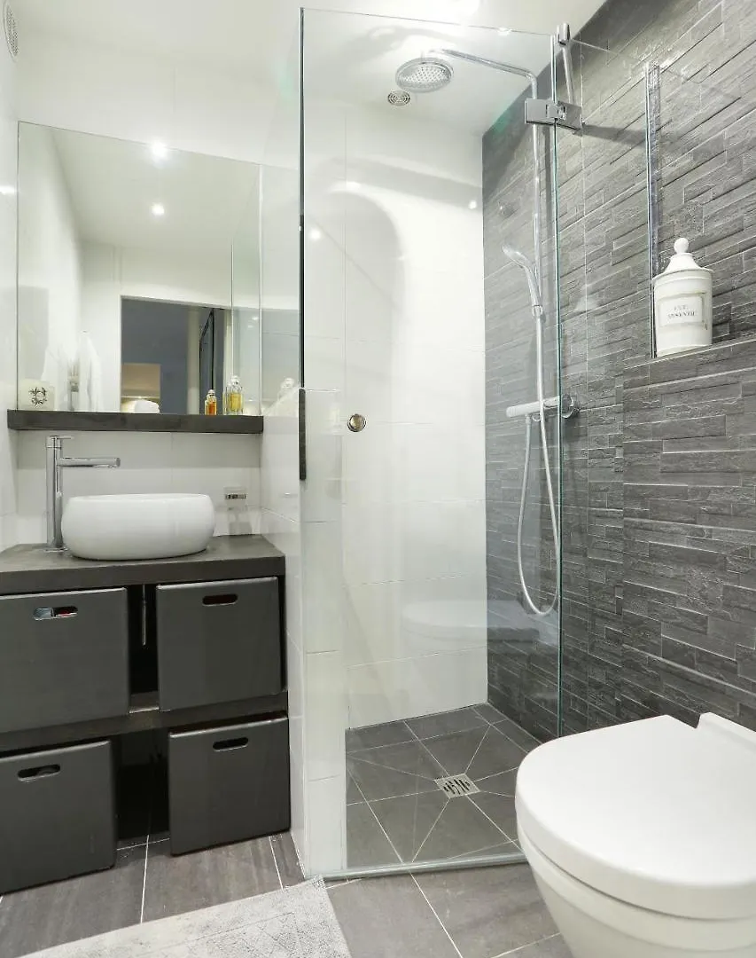 Apartment Champs Elysees By Studio Prestige Paris